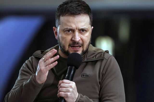 Зеленский раскритиковал НАТО за кулуарные переговоры по Украине: "Беспрецедентно и абсурдно"