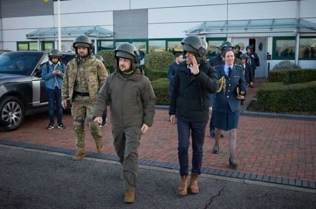 Премьер Британии Сунак: членство Украины в НАТО "не вопрос сейчас"