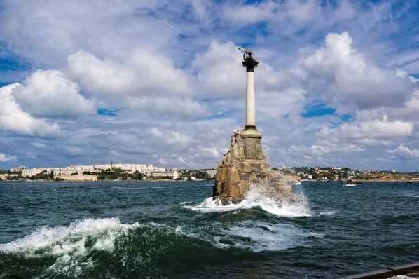 Россияне снова опозорились: Размечтались принять в оккупированном Севастополе "европейских режиссеров"
