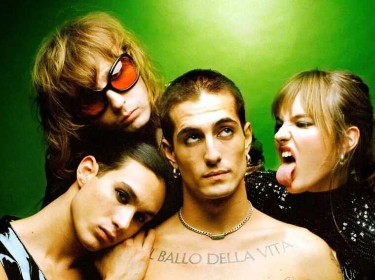 Український бренд створив провокативні костюми для музикантів італійського гурту Måneskin