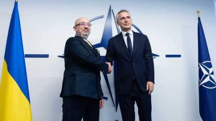 НАТО допомагатиме Міноборони України удосконалювати програму закупівель