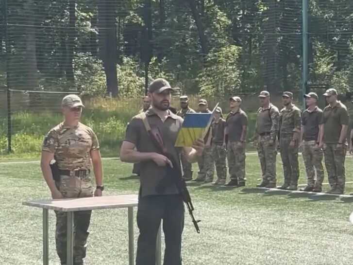 Віталій Козловський склав присягу перед тим, як вирушити на фронт