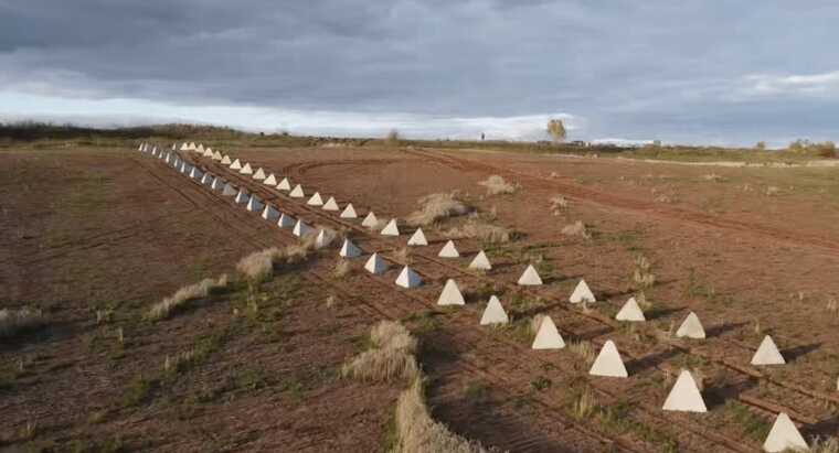 Окупанти встановили "зуби дракона" на побережжі поблизу Євпаторії