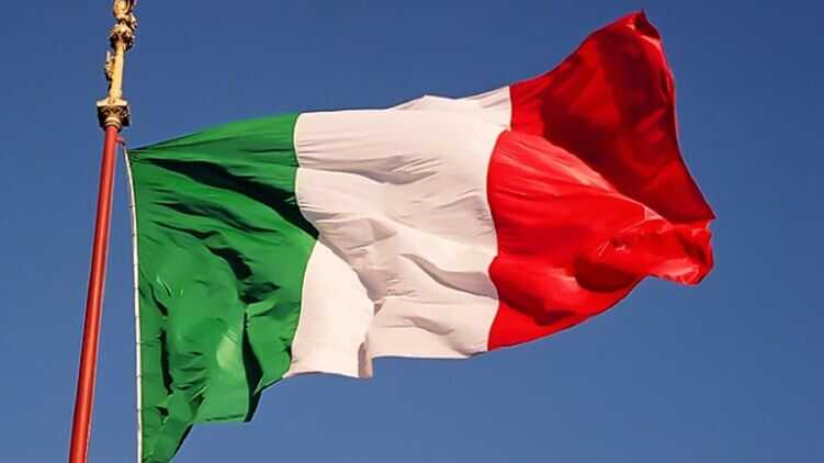 В Італії зі свідоцтв про народження дітей почали видаляти імена матерів-лесбіянок - CNN