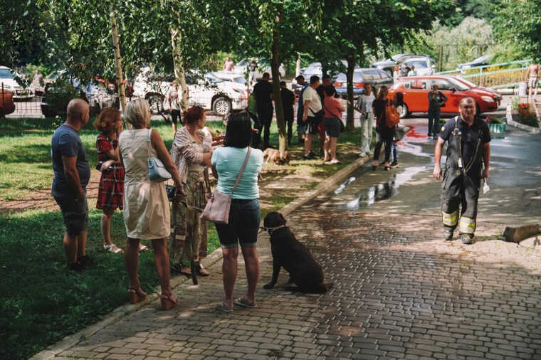 У Києві сталася пожежа в багатоквартирному будинку