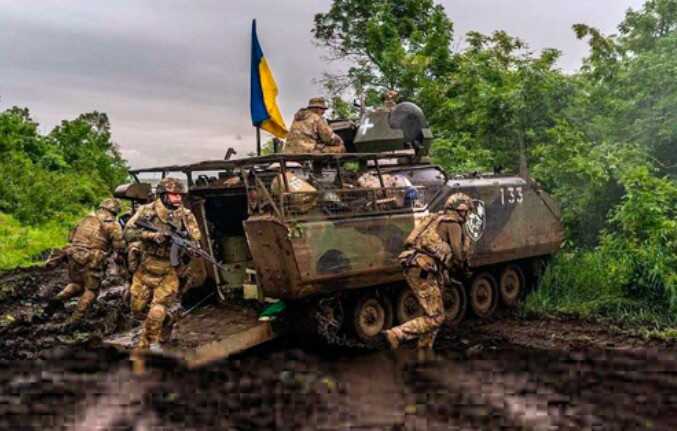 Працюємо над стримуванням противника та чекаємо, коли командування віддасть наказ про наступ