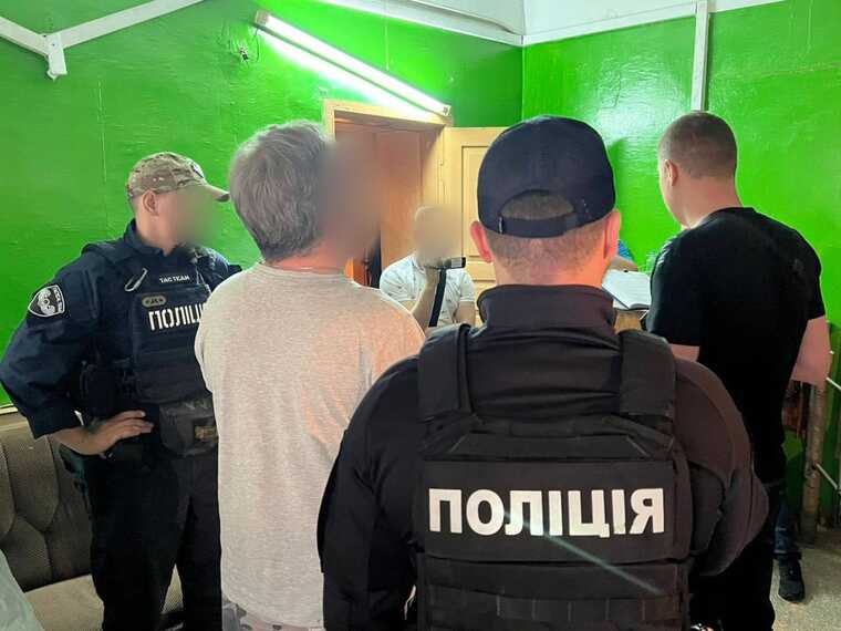 Киберполиция Львовщины разоблачила мошенников: Присваивали благотворительные взносы для военнослужащих ВСУ