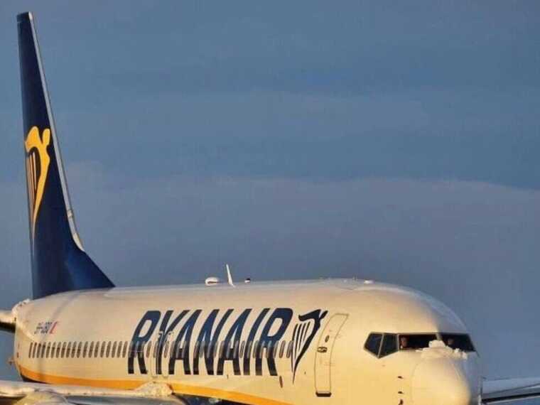 Ryanair може відновити польоти в Україні до кінця 2023 року