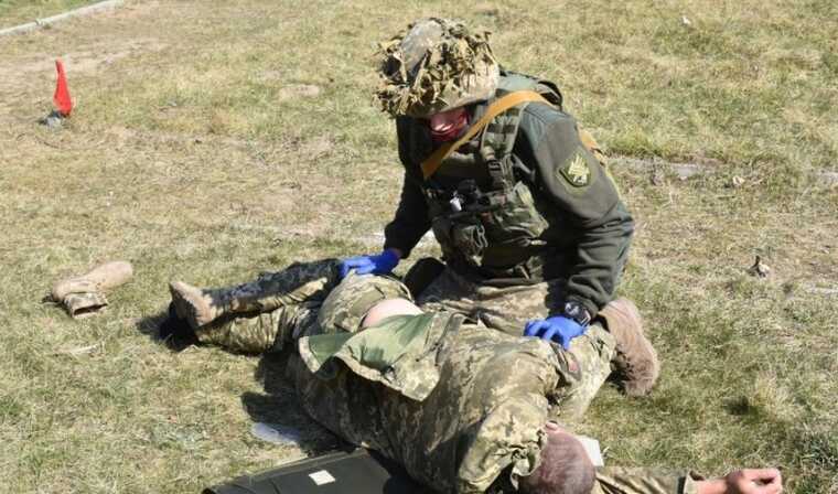 Более 80% бойцов возвращаются в строй после ранений, — Минобороны