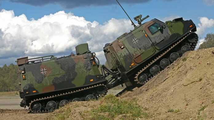    ͳ   Bandvagn 206