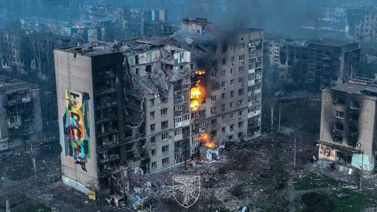 На Бахмутському напрямку ЗСУ просуваються вперед, на Лимано-Куп’янському відбивають численні штурми. Жодної позиції не втрачено, - Сирський