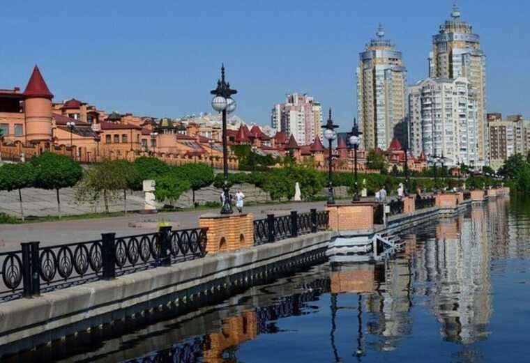 Повернення рейдерів: Київміськбуд-1 намагається «віджати» квадратні метри в іноземних інвесторів