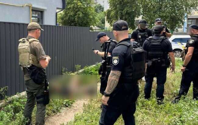 В Житомире мужчина с ножом попытался напасть на военного