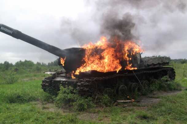 Аеророзвідка Нацгвардії ефектно знищила танк окупантів