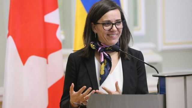 Посол Канади Галадза завершує дипломатичну місію в Україні