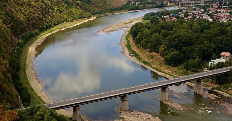 Молдова схвалила будівництво мосту до України через Дністер