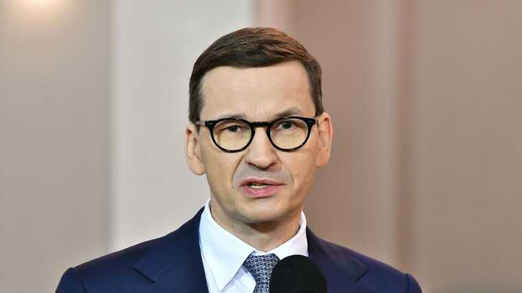 Прем’єр Польщі Моравецький назвав помилкою виклик польського посла до МЗС України