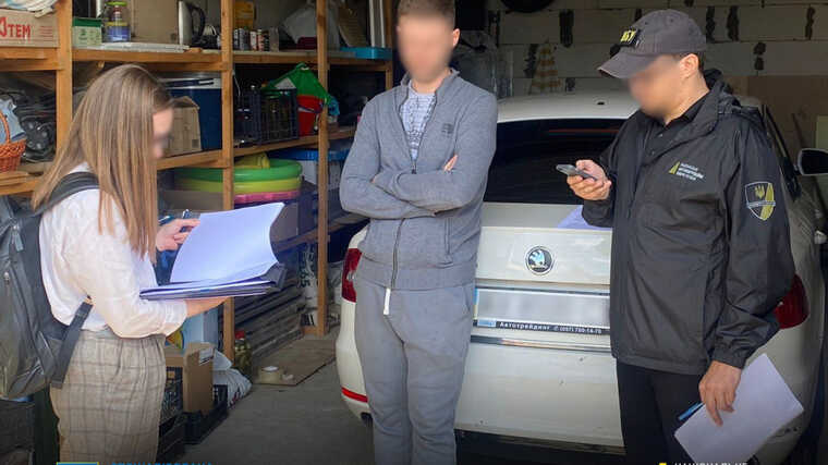 В Киеве адвокат пытался подкупить сотрудника Офиса генпрокурора