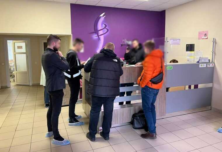 В Україні викрили схему торгівлі новонародженими дітьми