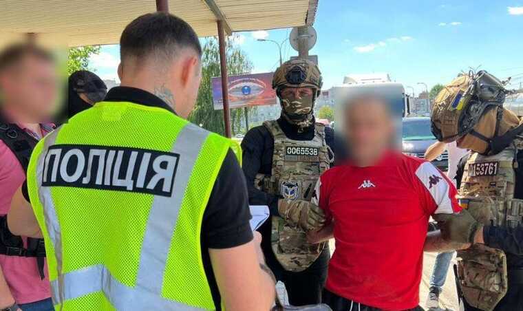 Продажа человека для занятия попрошайничеством в столице – задержан житель Хмельницкой области