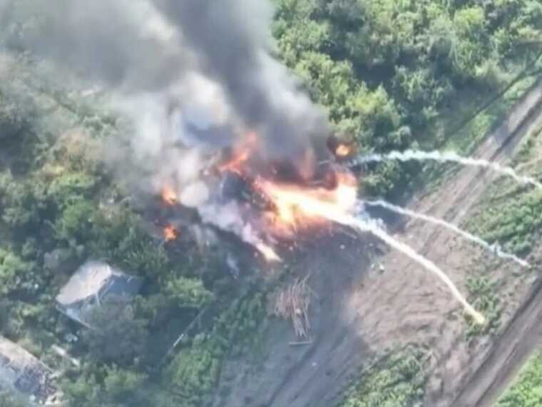 Украинские спецназовцы ударили по вражескому складу с боекомплектом