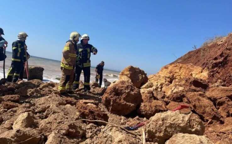 В Одесі внаслідок зсуву ґрунту загинула дитина