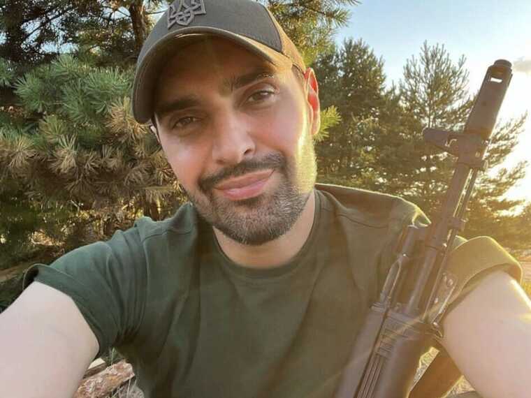 Козловський показав перше фото з бліндажу та пожартував про райдер