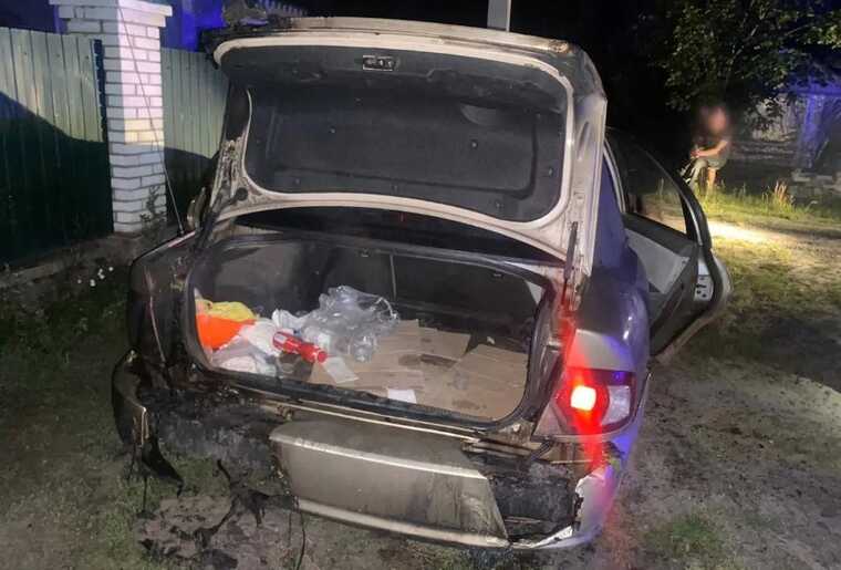 На Київщині хлопець підпалив родичам машини через сімейні конфлікти