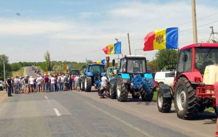 Фермери у Молдові оголосили про відновлення протестів