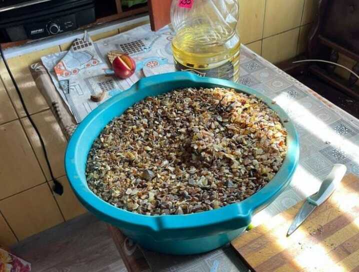 В Сарнах сотрудник ГСЧС незаконно занимался перепродажей янтаря