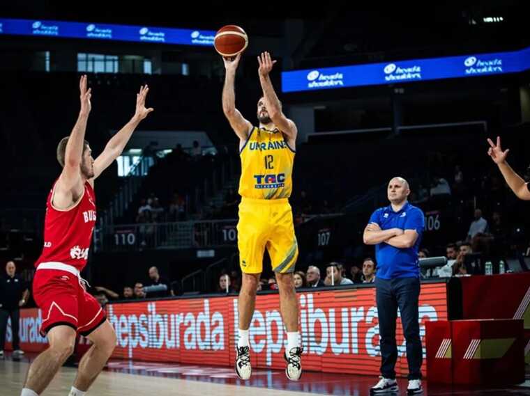 Україна драматичною перемогою стартувала у відборі на баскетбольний турнір ОІ-2024
