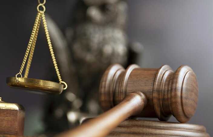 У Кролівці Сумської області працівника банку засудили на 2 роки