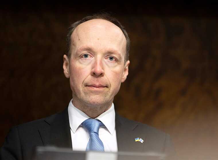 Фінські ультраправі обрали кандидата в президенти: він замовляв напис на українському артснаряді