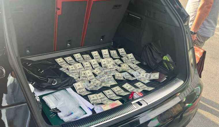 СБУ викрила схему, за допомогою якої ухилянти ставали "багатодітними батьками"