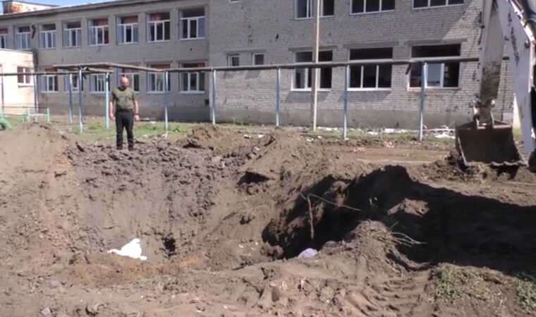 Окупанти випустили чотири ракети по Запорізькому району: є постраждала