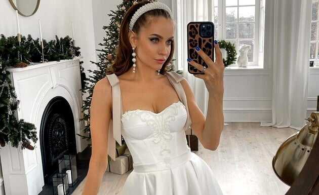 Невестку беглого Медведчука засекли в модном бутике неподалеку от Кремля