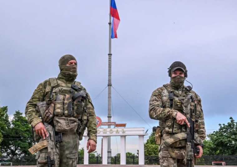 У Мелітополі чули вибухи, окупанти обстежують залізничне полотно, - Федоров