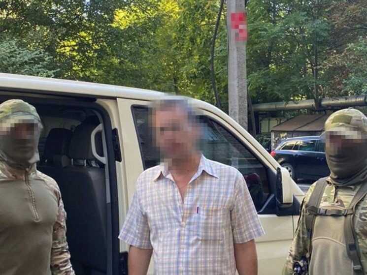 У Дніпрі затримали волонтера, який працював агентом окупантів