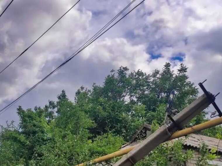 Енергетики ДТЕК ліквідували наслідки обстрілів та відновили електропостачання для 5 тисяч сімей