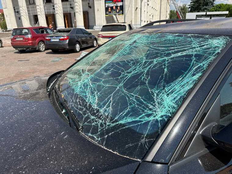 "Ілюстрація російського боягузтва та цинізму": у Франції відреагували на обстріл Чернігова