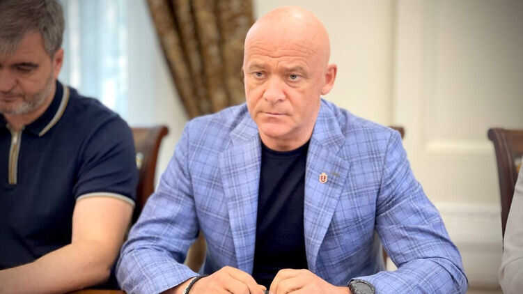 Труханов заявил, что памятник Пушкину в центре Одессы не нужно сносить