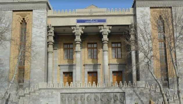 Іран викликав дипломатів Швеції та Данії через акції зі спаленням Корану