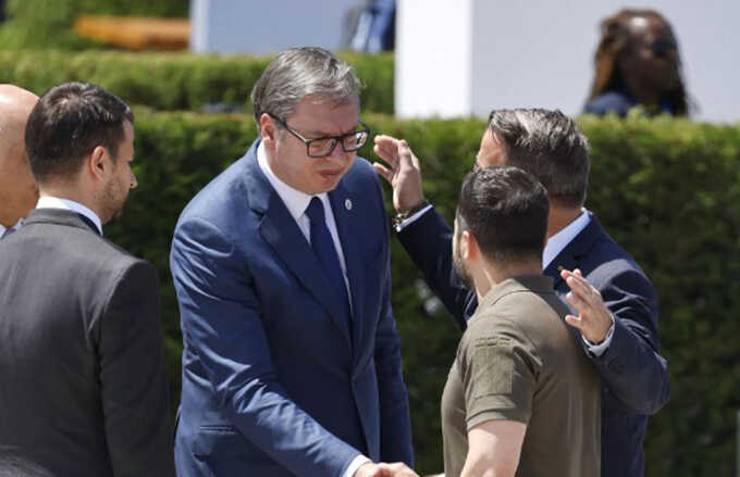 Зеленский в Афинах проведет встречу с президентом Сербии