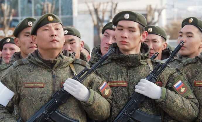 В окупований Токмак заїхали буряти, займаються мародерством і залякуванням, – Генштаб