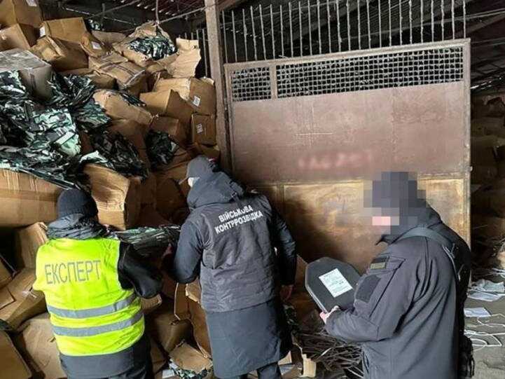На Закарпатті військова частина придбала неякісні бронежилети