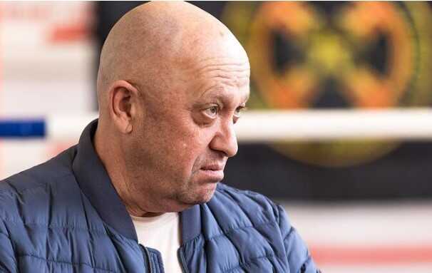 Американські журналісти вважають, що літак Пригожина ракета на збивала