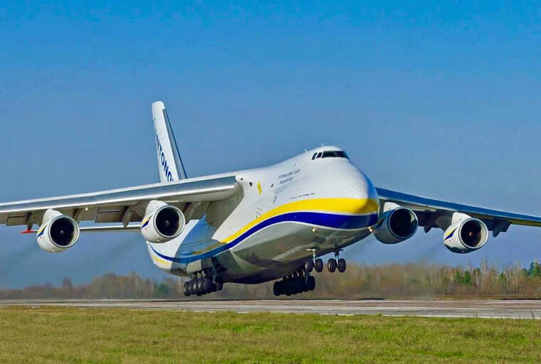 Україна конфіскувала у російських компаній двигуни для літака Ан-124 "Руслан"