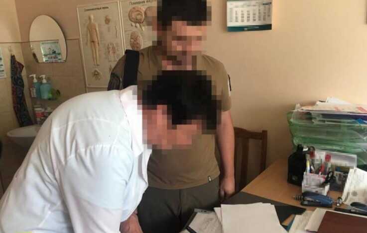 На Київщині затримали голову ВЛК одного з військкоматів