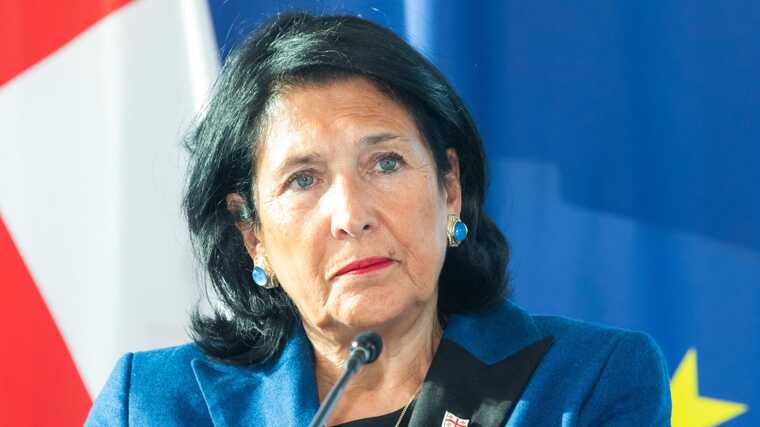 У Грузії правляча партія розпочала процедуру імпічменту проти президентки Зурабішвілі