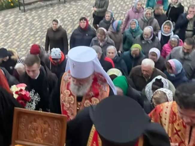 СБУ завітала до клірика УПЦ МП на Житомирщині, який роздавав кремлівські "агітки"